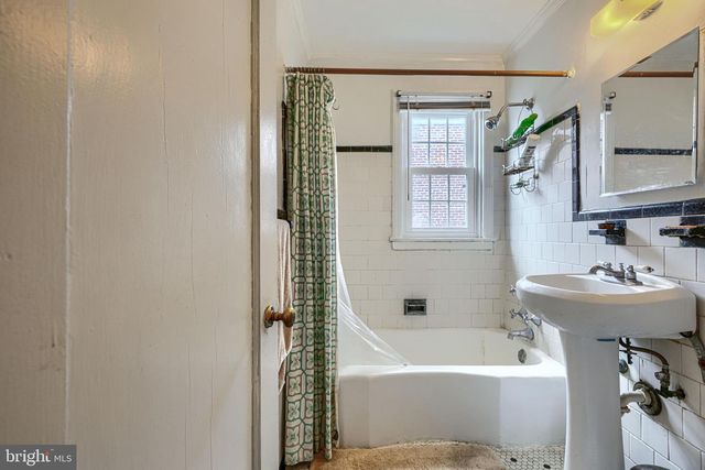 1806 DEVERON RD, Towson, MD 21286