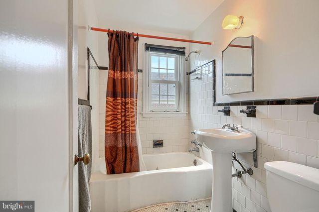 1806 DEVERON RD, Towson, MD 21286