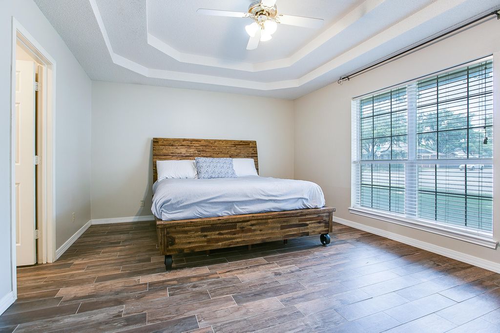Image 13 of property listing at 3237 Maplewood Drive, San Angelo, TX 76904