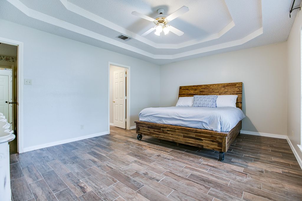 Image 14 of property listing at 3237 Maplewood Drive, San Angelo, TX 76904