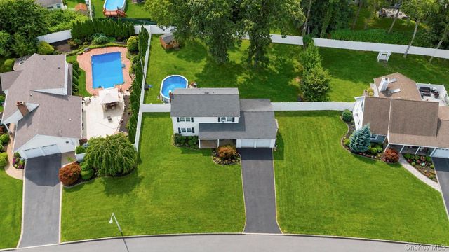 4 Beaverdale Lane, Stony Brook, NY 11790