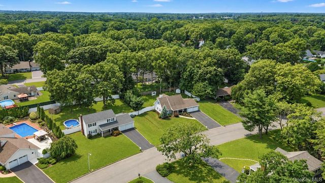 4 Beaverdale Lane, Stony Brook, NY 11790