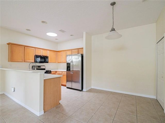 7530 15th Lane, Vero Beach, FL 32966