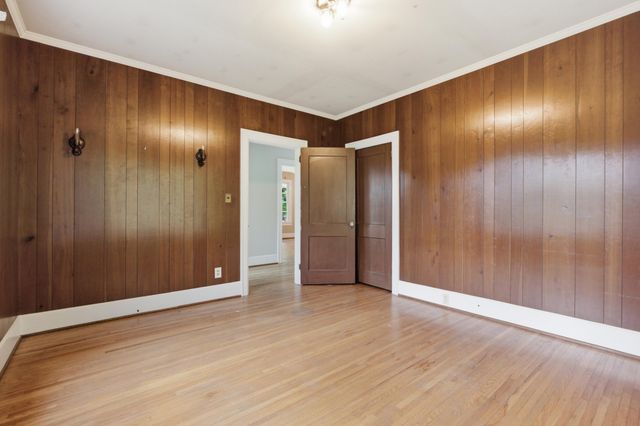 2100 Ridgewood Drive, Chattanooga, TN 37404