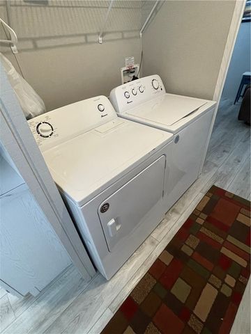 156 Sweet Bay Dr, Rockport, TX 78382