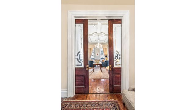 452 W 44TH Street, New York City, NY 10036