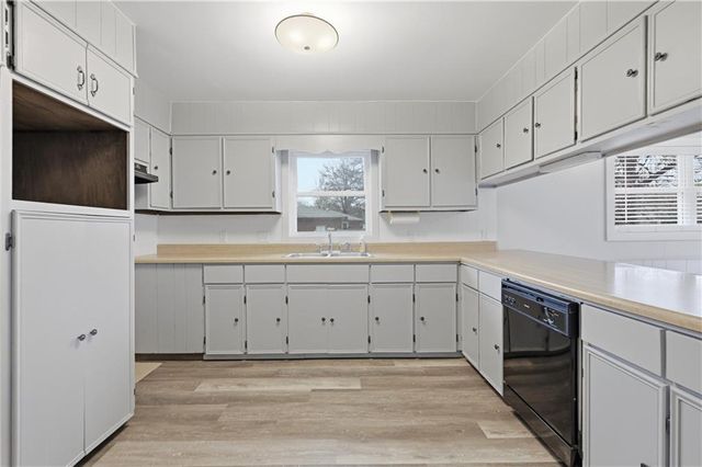 203 S Dittman Street, Frontenac, KS 66763