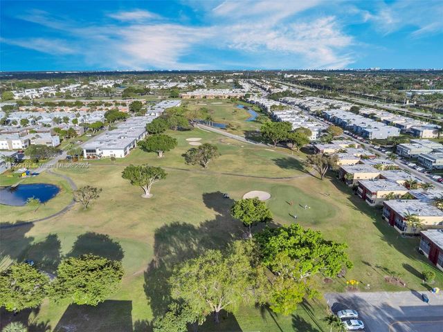 38 Flanders A 38, Delray Beach, FL 33484