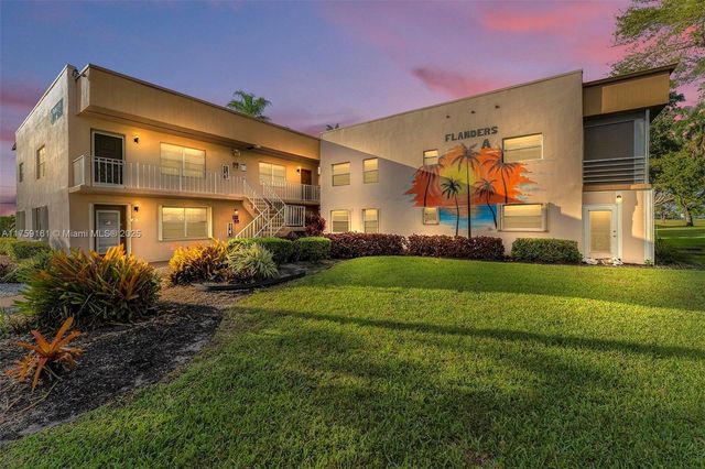 38 Flanders A 38, Delray Beach, FL 33484