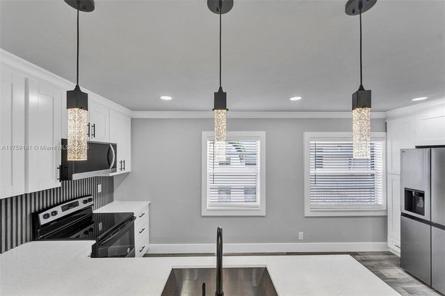 38 Flanders A 38, Delray Beach, FL 33484