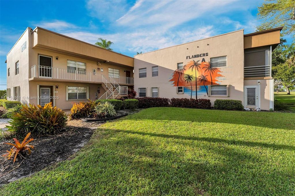 38 Flanders A 38, Delray Beach, FL 33484