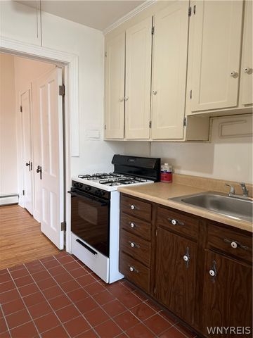 455 Franklin Street 6, Buffalo, NY 14202