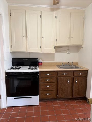 455 Franklin Street 6, Buffalo, NY 14202