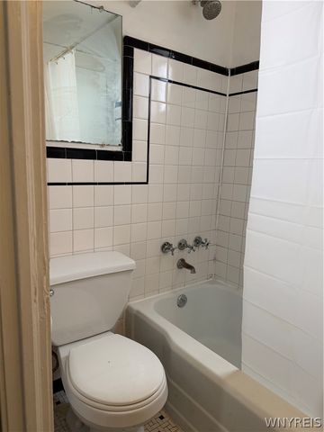 455 Franklin Street 6, Buffalo, NY 14202