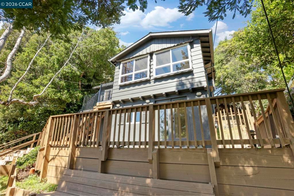 Image 2 of property listing at 5716 Merriewood Drive, Oakland, CA 94611