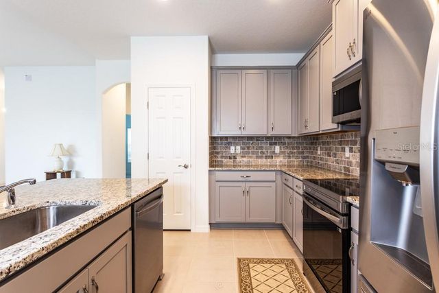 10 FISCHER LANE, Palm Coast, FL 32137