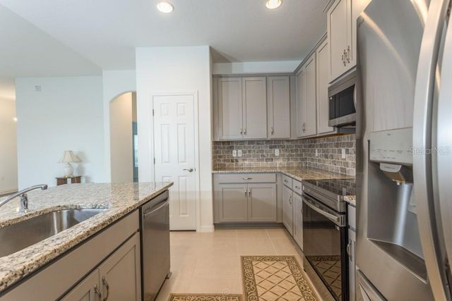 10 FISCHER LANE, Palm Coast, FL 32137