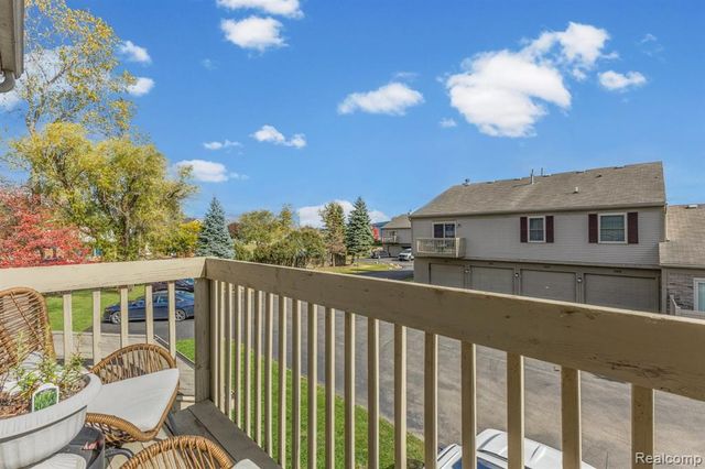 13886 Watersway Drive, Gibraltar, MI 48173