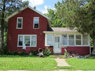 117 Sherman Ave, Waterloo, IA 50703