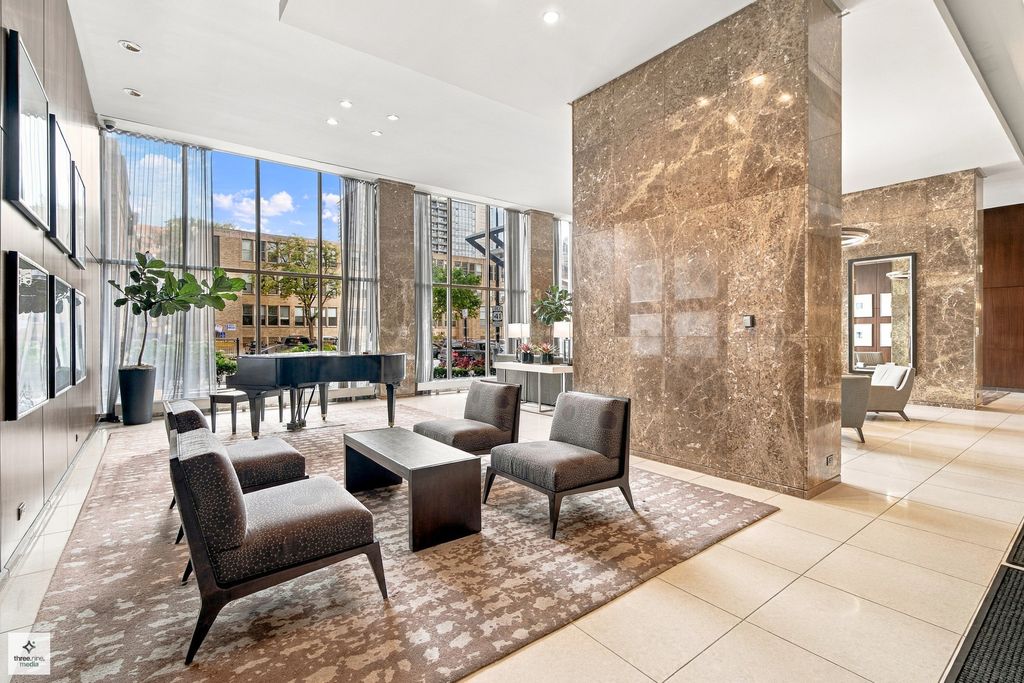 655 W Irving Park Road 5406, Chicago, IL 60613 — photo 4