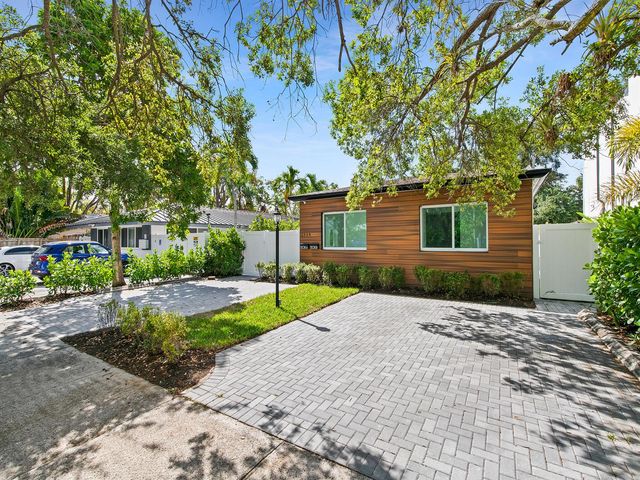 1508 NE 6th Street A & B, Fort Lauderdale, FL 33304