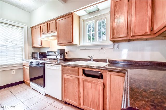 3733 E Antisdale Road, South Euclid, OH 44118