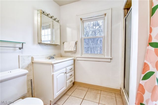 3733 E Antisdale Road, South Euclid, OH 44118