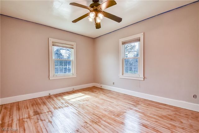 3733 E Antisdale Road, South Euclid, OH 44118