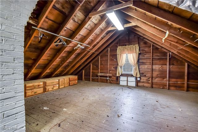 3733 E Antisdale Road, South Euclid, OH 44118