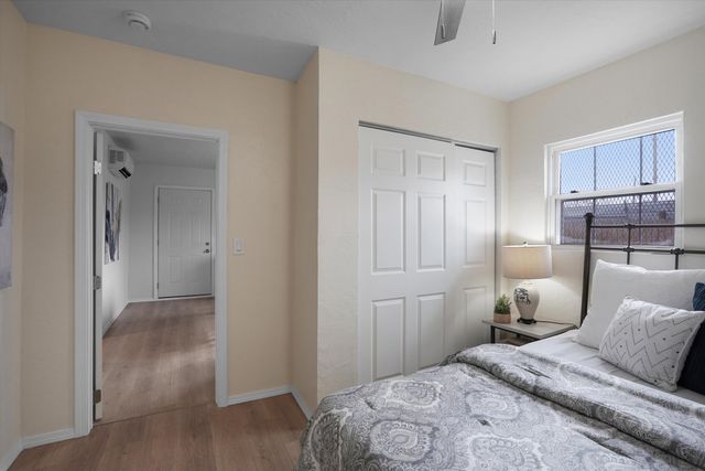 226 Kathryn Avenue SE, Albuquerque, NM 87102