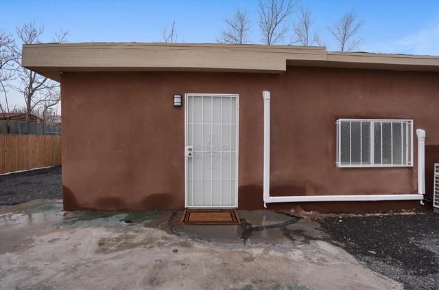 226 Kathryn Avenue SE, Albuquerque, NM 87102