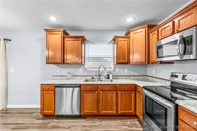 1381 Onyx Avenue, Scottsburg, IN 47170