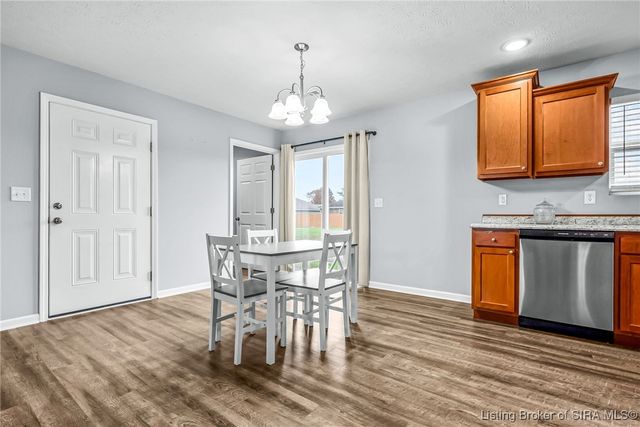 1381 Onyx Avenue, Scottsburg, IN 47170