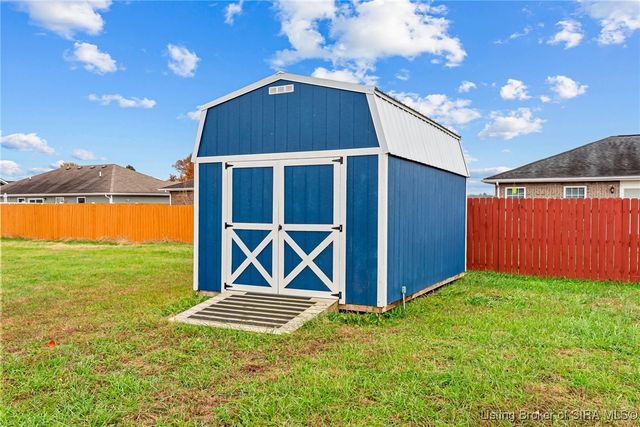 1381 Onyx Avenue, Scottsburg, IN 47170