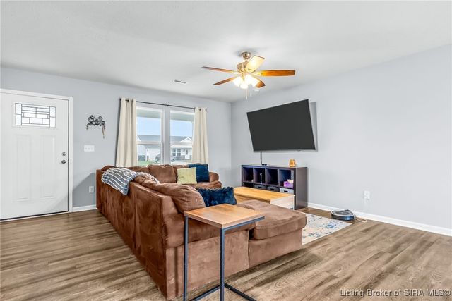 1381 Onyx Avenue, Scottsburg, IN 47170