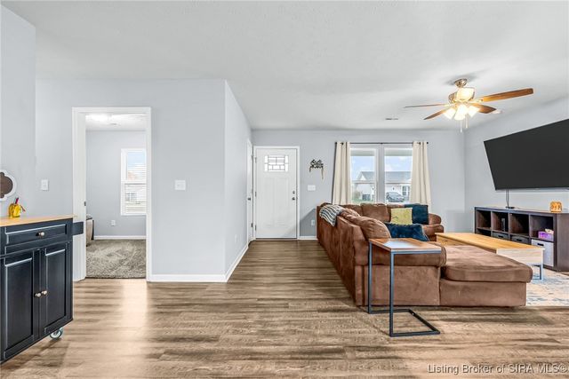 1381 Onyx Avenue, Scottsburg, IN 47170