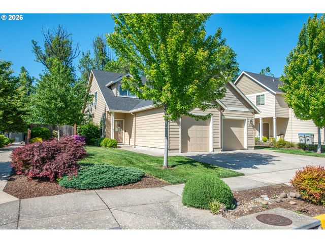 903 HOWARD Ave, Eugene, OR 97404