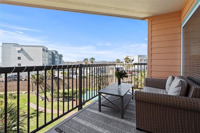 9520 Seawall Boulevard 315, Galveston, TX 77554