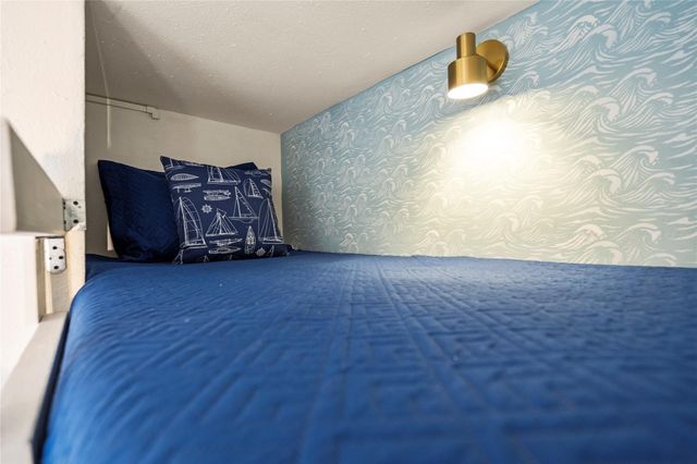 9520 Seawall Boulevard 315, Galveston, TX 77554
