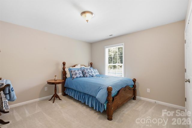 168 Forest Creek Drive, Statesville, NC 28625