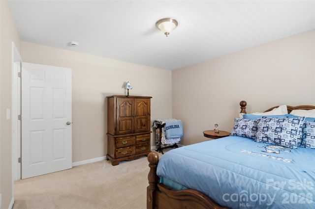 168 Forest Creek Drive, Statesville, NC 28625