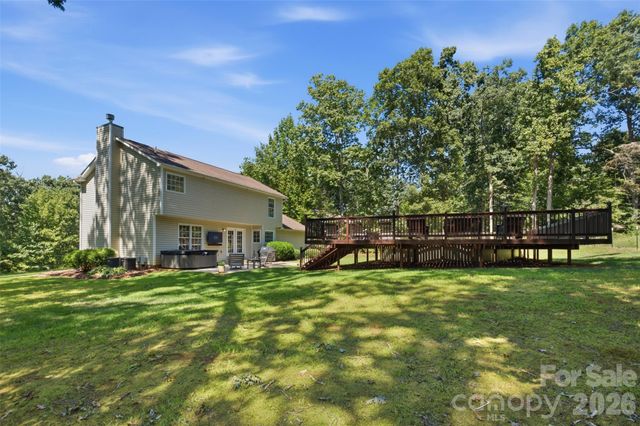 168 Forest Creek Drive, Statesville, NC 28625