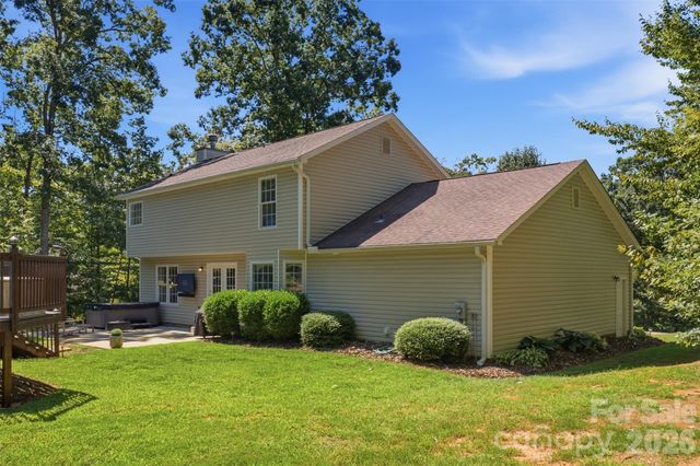 168 Forest Creek Drive, Statesville, NC 28625