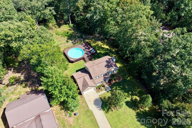 168 Forest Creek Drive, Statesville, NC 28625