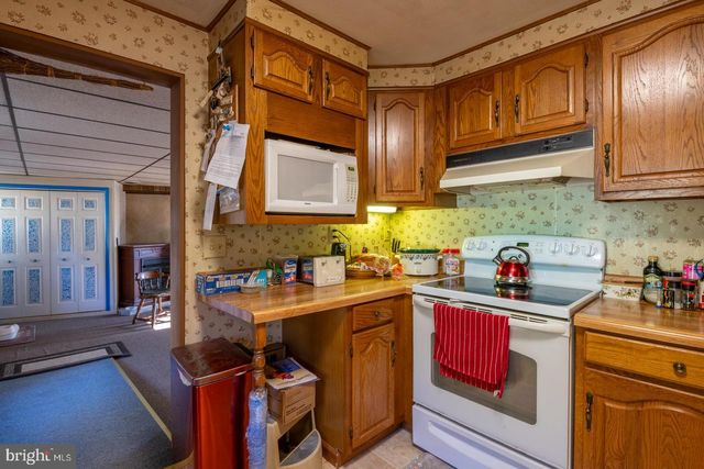 3348 MOUNTAIN RD, Hamburg, PA 19526