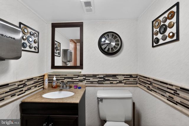 1912 COBDEN RD, Glenside, PA 19038