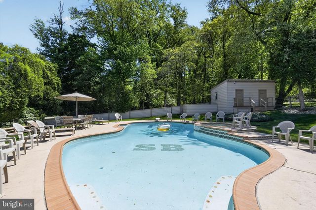 1912 COBDEN RD, Glenside, PA 19038