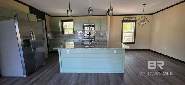 26056 Dyess Lane, Robertsdale, AL 36567