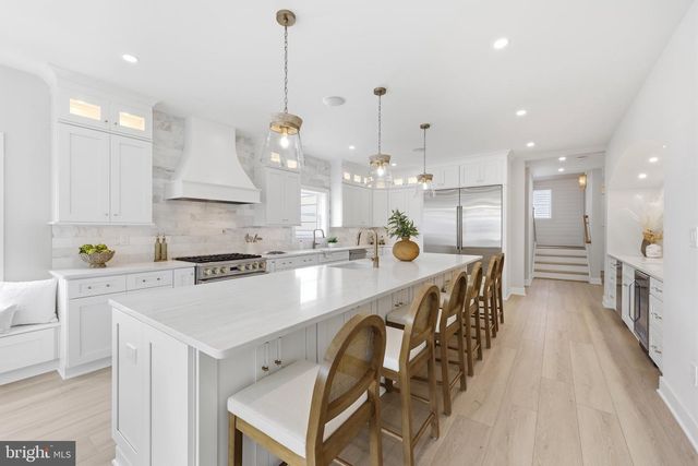 105 S STRATFORD AVE, Ventnor City, NJ 08406