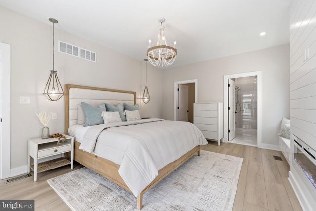 105 S STRATFORD AVE, Ventnor City, NJ 08406